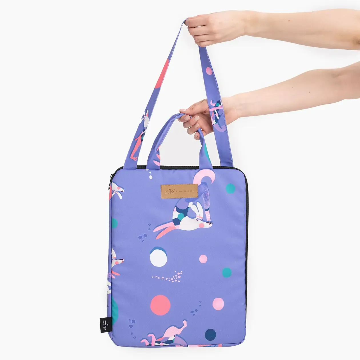 Etui na laptop "Pies z g艂ow膮 w d贸艂"